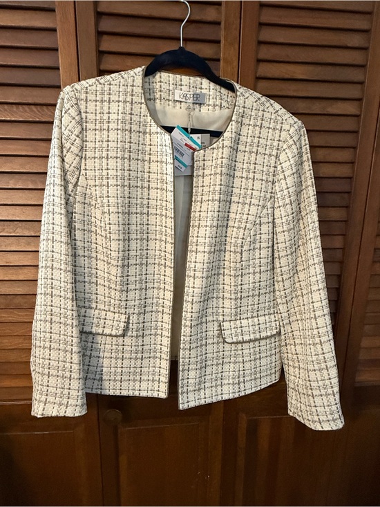 Kasper Jackets & Blazers - Kasper Cream and Black Tweed Collarless Blazer